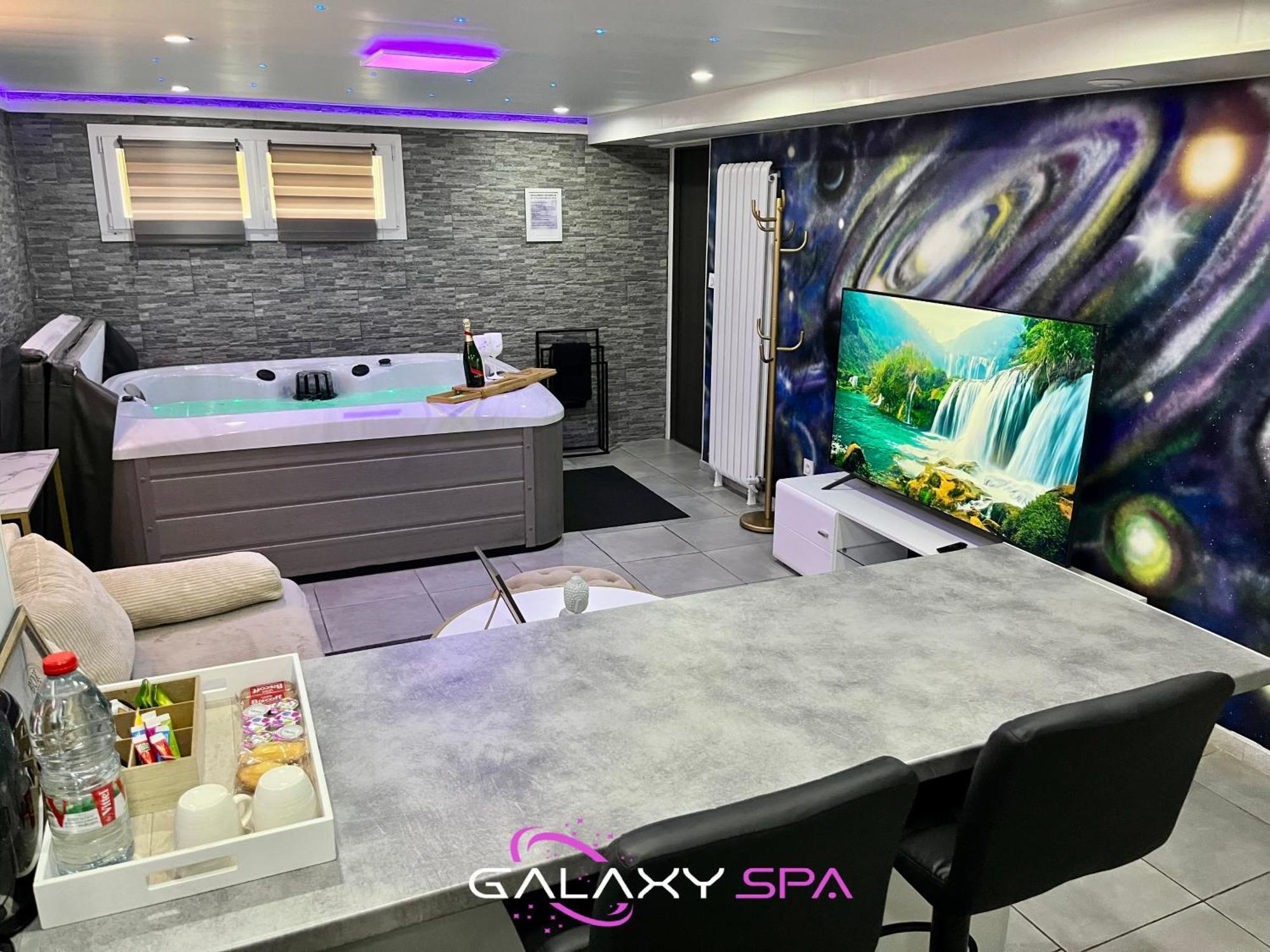 Galaxy Spa - Suite Mercure Jacuzzi Privatif Champigneulles Kültér fotó